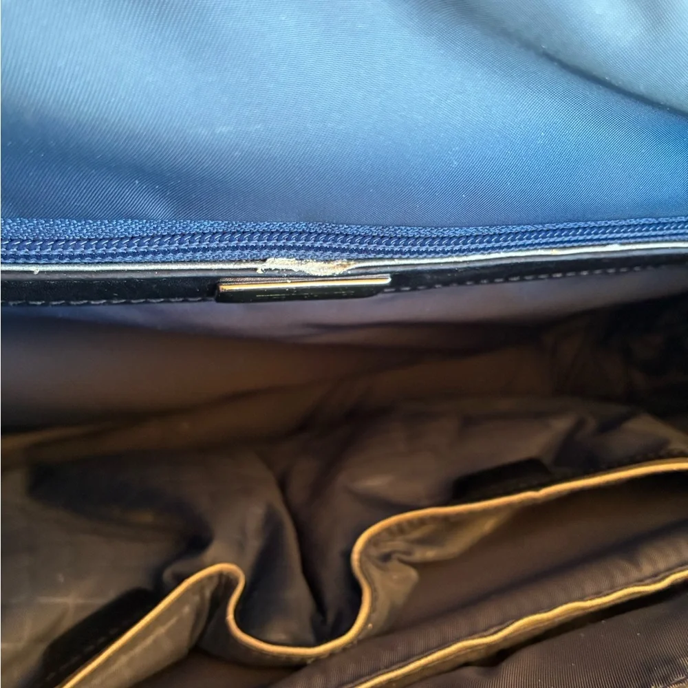 Tumi nwot black